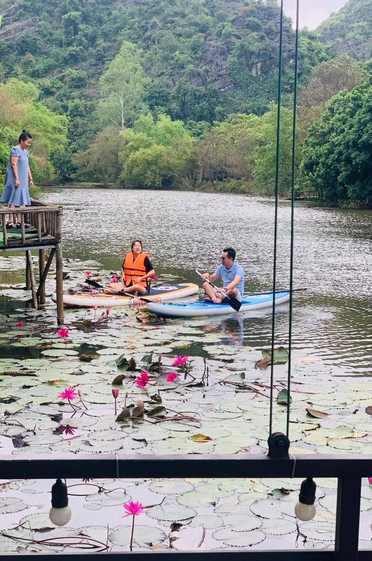 Hoanglong Riverside Homestay Ninh Bình Exteriör bild