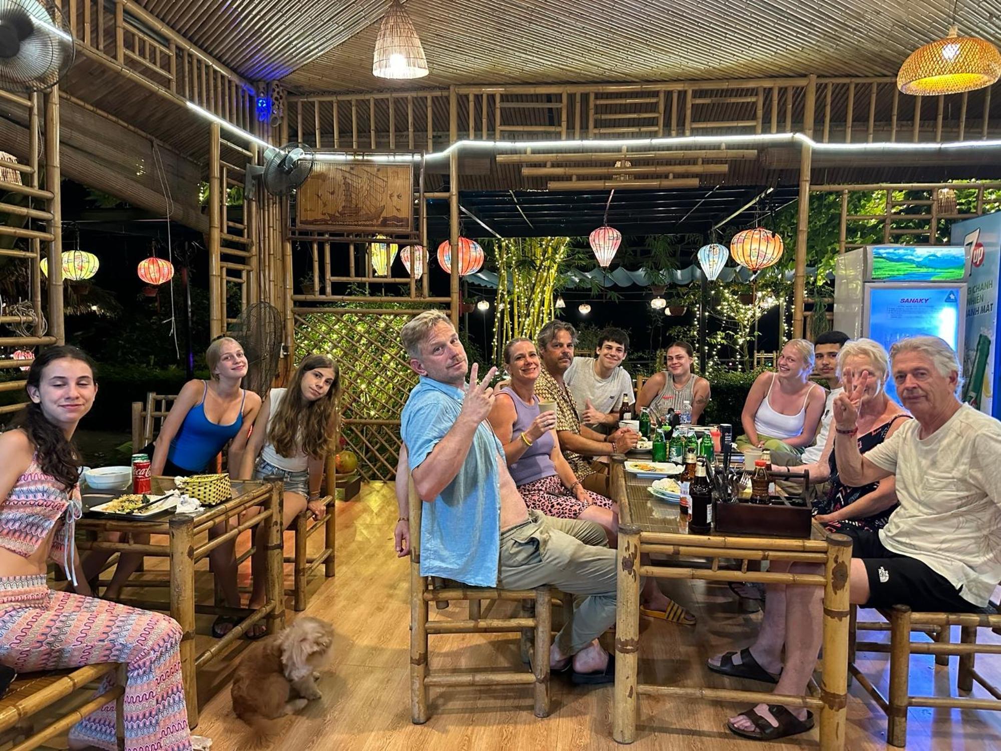 Hoanglong Riverside Homestay Ninh Bình Exteriör bild